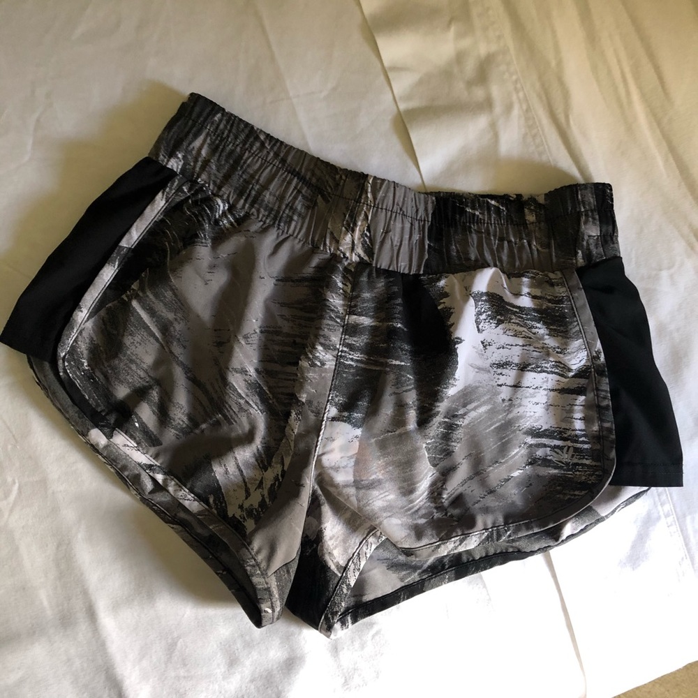 FOREVER 21 Black and Grey Atheletic Shorts